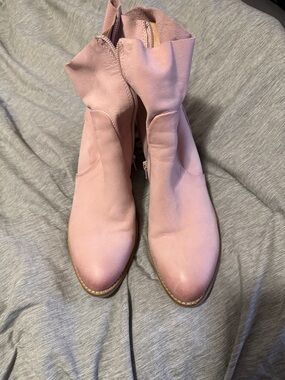 Women's Blush Pink Ankle Zip Booties